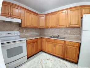 3961 SW 51st St, Unit 1-4 in Fort Lauderdale, FL - Foto de edificio - Building Photo