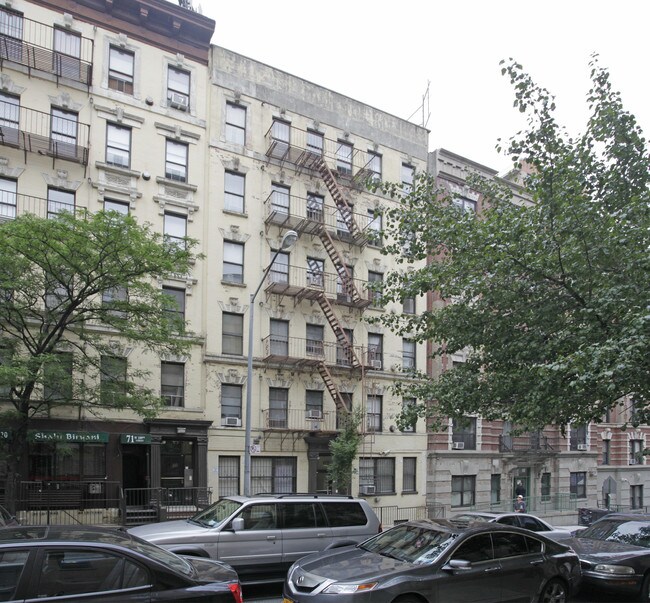67-69 W 109th St in New York, NY - Foto de edificio - Building Photo
