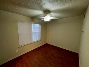 1907 Robbins Pl in Austin, TX - Building Photo - Building Photo