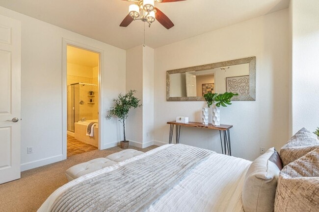 519 Sirte Terrace in Sunnyvale, CA - Building Photo - Building Photo