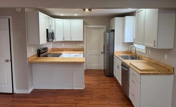 520 Virginia Ave in Marion, VA - Foto de edificio - Building Photo