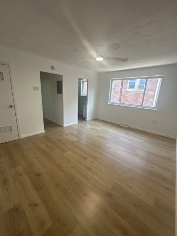 property at 17550 Lakeshore Blvd