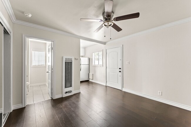 4104 E 7th St in Long Beach, CA - Building Photo - Building Photo