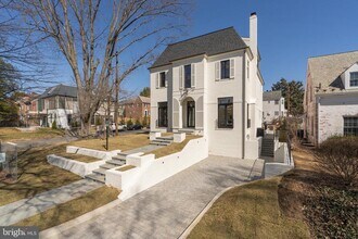 4217 46th St NW in Washington, DC - Building Photo - Building Photo
