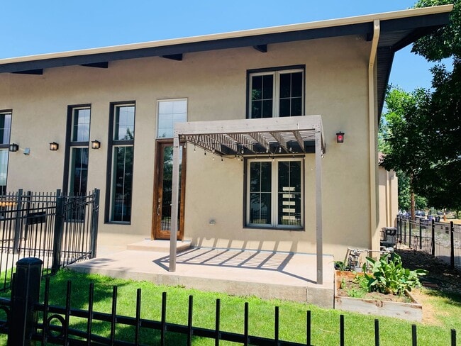 property at 3905 Shoshone St