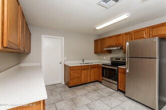 1745 Thomas St in Titusville, FL - Building Photo - Building Photo