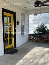 211 E 5th St in Burlington, NC - Building Photo - Building Photo