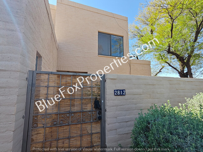 property at 2812 E Sierra Vista Rd