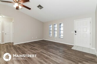 1811 SE Santa Barbara Pl in Cape Coral, FL - Foto de edificio - Building Photo