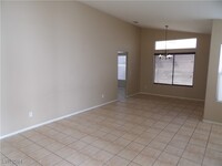 1817 Cedar Bluffs Way in Las Vegas, NV - Building Photo - Building Photo