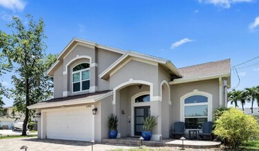 6400 Revelle Cir S in Jupiter, FL - Building Photo - Building Photo