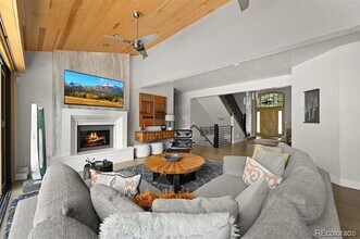 4181 S Ivy Ln in Englewood, CO - Building Photo - Building Photo