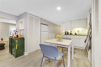 3007 N Ashland Ave in Chicago, IL - Building Photo - Building Photo