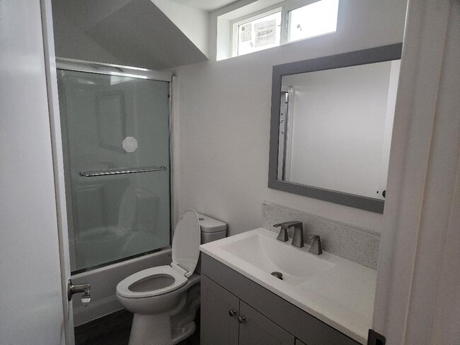 1230 Leland Way, Unit LelandWay