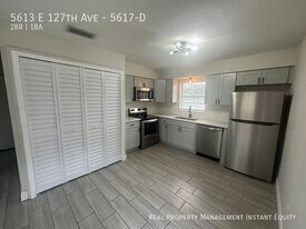 5613 E 127th Ave in Tampa, FL - Building Photo