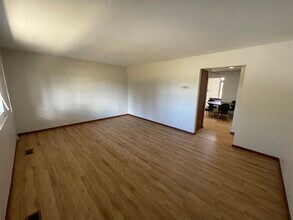 12220 Jerome Road in Plain City, OH - Foto de edificio - Building Photo