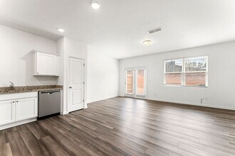 1494 Madison Way in Decatur, GA - Building Photo - Building Photo