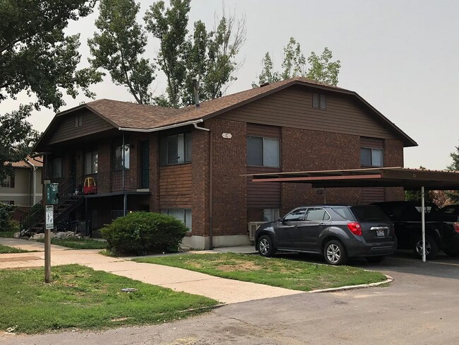 property at 445 E 800 N St