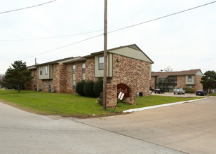 Meadow Ridge in Justin, TX - Building Photo - Building Photo