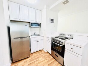 3550 Jasmine Ave in Los Angeles, CA - Building Photo - Building Photo