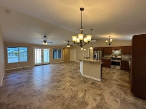 16-1370-1370 Pohaku Cir in Kurtistown, HI - Building Photo - Building Photo