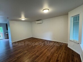1218 Audrey Ave in Bremerton, WA - Building Photo - Building Photo