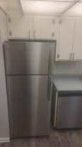 195 Mt Lebanon Blvd, Unit 201 in Pittsburgh, PA - Building Photo