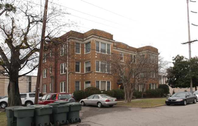 1200 Henderson St in Columbia, SC - Foto de edificio - Building Photo