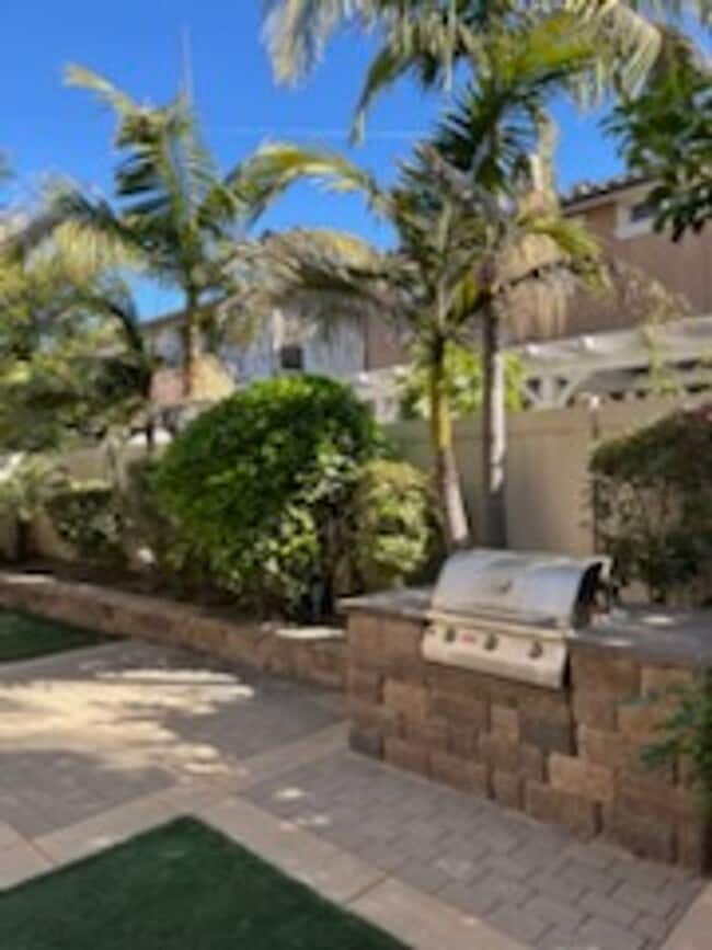 638 Lazaro Ln in Oxnard, CA - Building Photo - Building Photo
