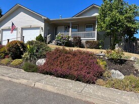 312 G St SW #A in Tumwater, WA - Building Photo