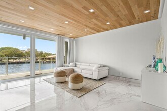 65 SE Spanish Trail in Boca Raton, FL - Building Photo - Building Photo