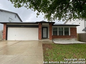 property at 4514 Stradford Pl