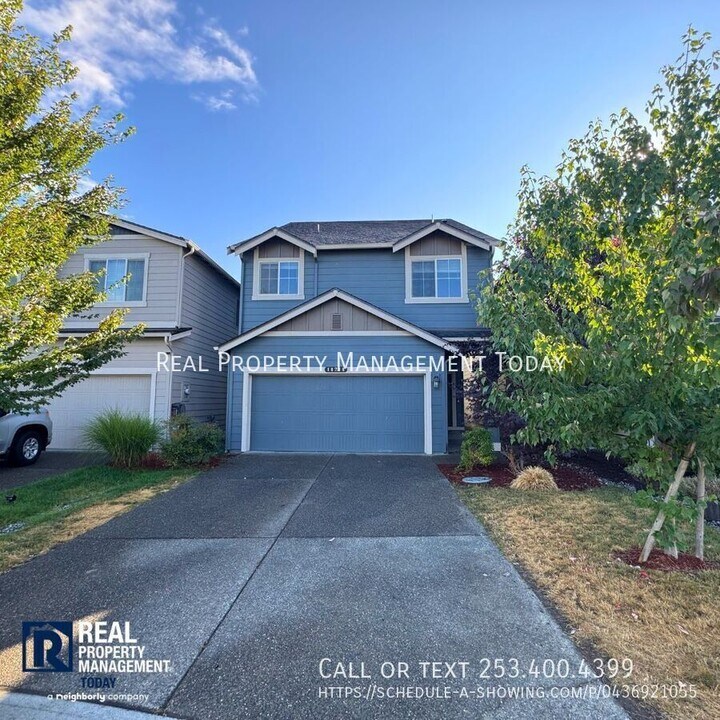 18218 107th Ave E in Puyallup, WA - Building Photo