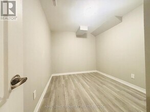 3863 Skyview St in Mississauga, ON - Building Photo - Building Photo