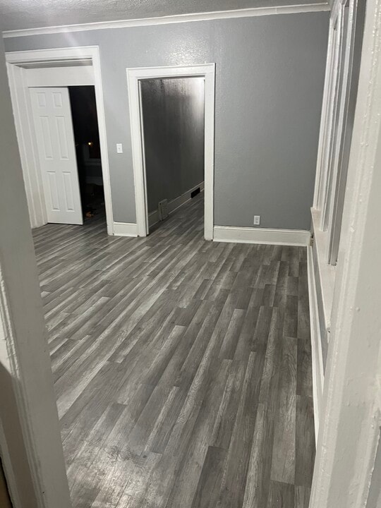 1829 W Wright St, Unit Lower duplex in Milwaukee, WI - Foto de edificio