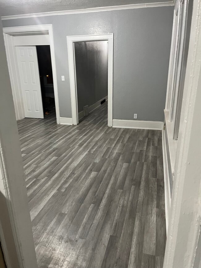 property at 1829 W Wright St