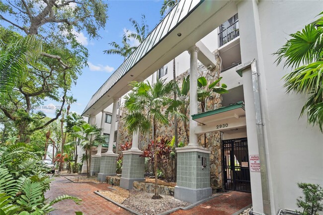 property at 2924 Day Ave