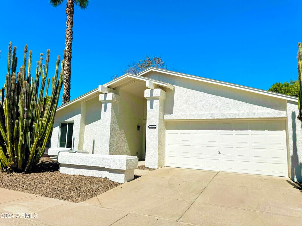 514 W Fellars Dr in Phoenix, AZ - Foto de edificio