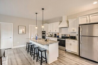 125 Lewis St in Nashville, TN - Building Photo - Building Photo