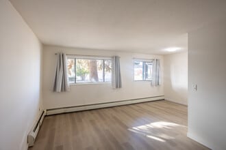 Mainstreet Red Deer Apartments in Red Deer, AB - Building Photo - Interior Photo