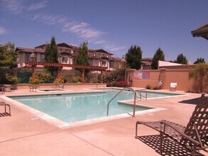 2881 Meridian Ave in San Jose, CA - Foto de edificio - Building Photo