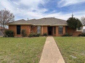 3424 Tina St in Sachse, TX - Building Photo