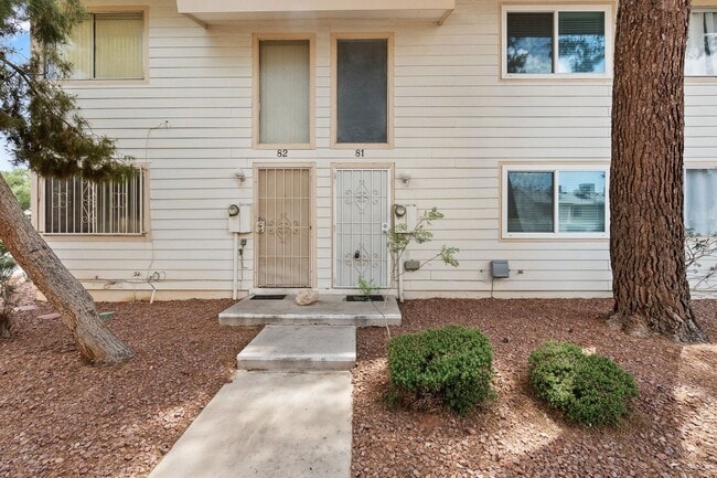 4770 S Topaz St in Las Vegas, NV - Building Photo - Building Photo
