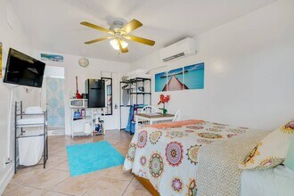 2621 NE 1st St in Pompano Beach, FL - Building Photo - Building Photo