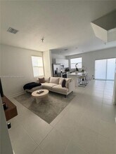 11904 NW 24th Pl in Miami Shores, FL - Building Photo - Building Photo