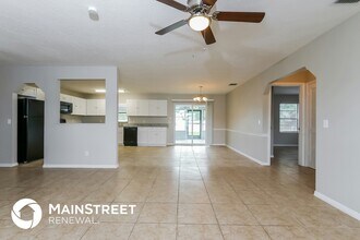 901 S E O'Donnell Ln in Port St. Lucie, FL - Building Photo - Building Photo