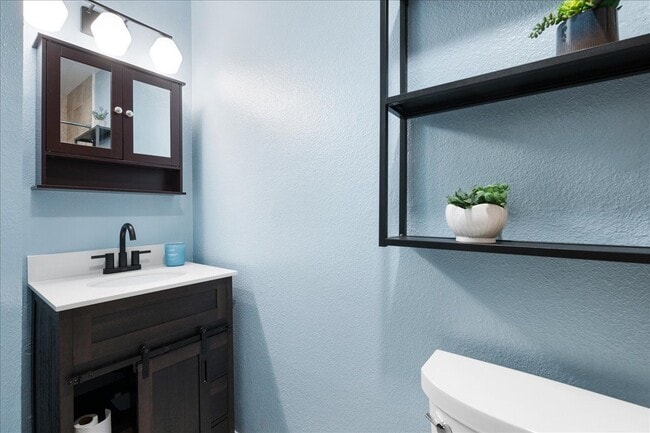 5736 Lauretta St in San Diego, CA - Building Photo - Building Photo