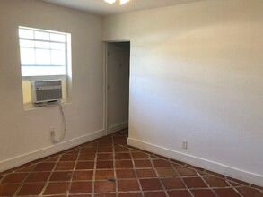 1027 N H St, Unit 1027 in Lake Worth, FL - Building Photo - Building Photo