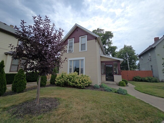 property at 1252 St Joseph Blvd