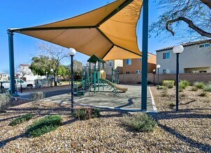 7695 Crystal Village Ln in Las Vegas, NV - Building Photo - Building Photo